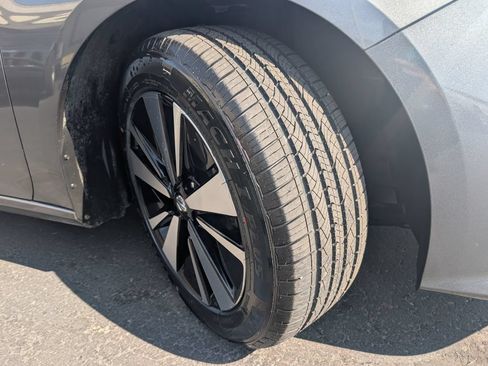 Used 2022 Nissan Altima 2.5 SV FWD image 6