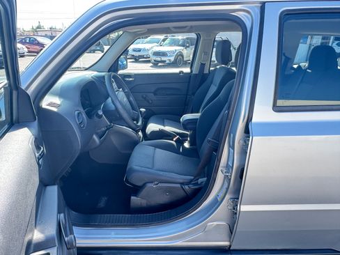 Used 2010 Jeep Patriot Sport image 13