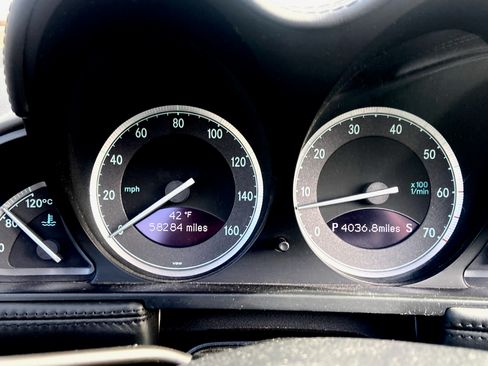 Used 2007 Mercedes-Benz SL 600 image 27