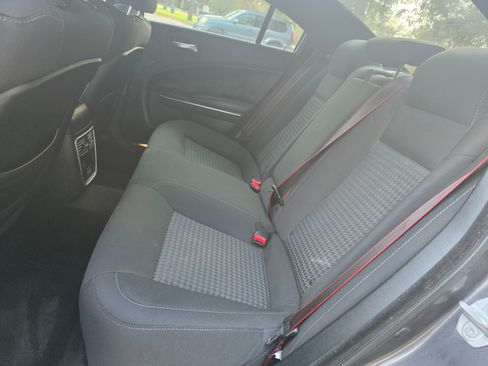 Used 2018 Dodge Charger Scat Pack image 8