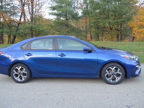 Used 2020 Kia Forte LXS image 6