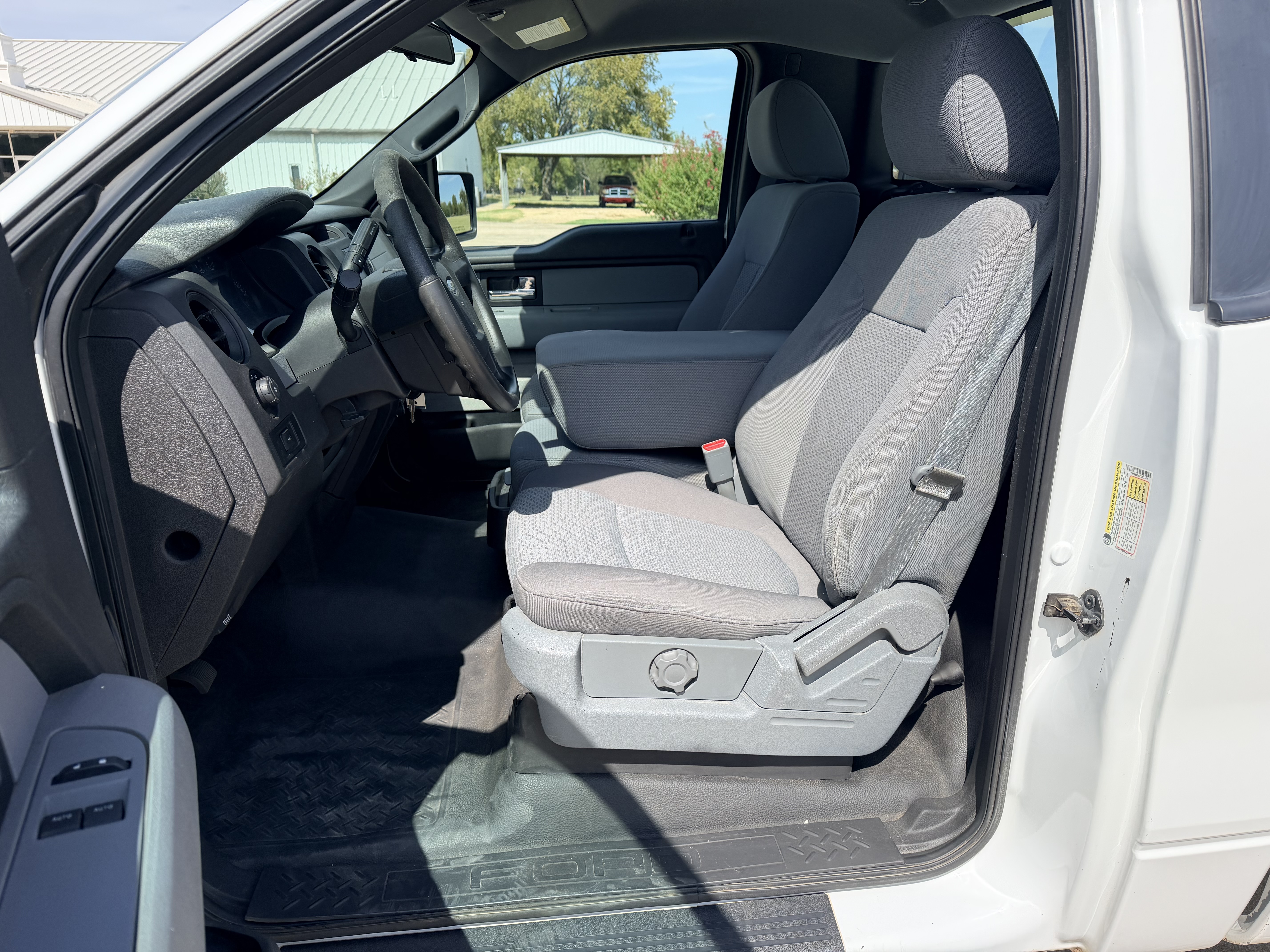 Used 2012 Ford F150 4x4 Regular Cab image 9