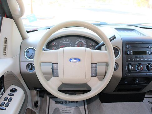 Used 2006 Ford F150 XLT image 21