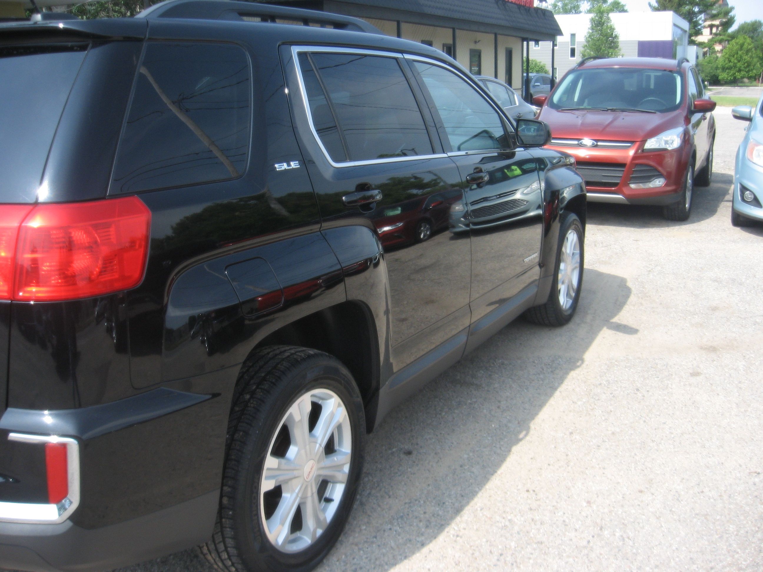 Used 2017 GMC Terrain AWD SLE w/ SLE-2 image 4