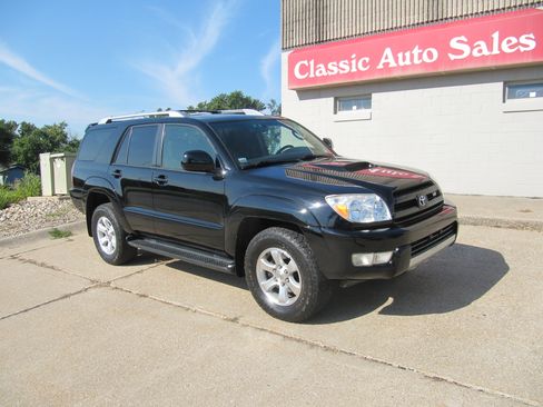 Used 2004 Toyota 4Runner 4WD image 9