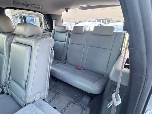 Used 2010 Toyota Sequoia Limited image 22