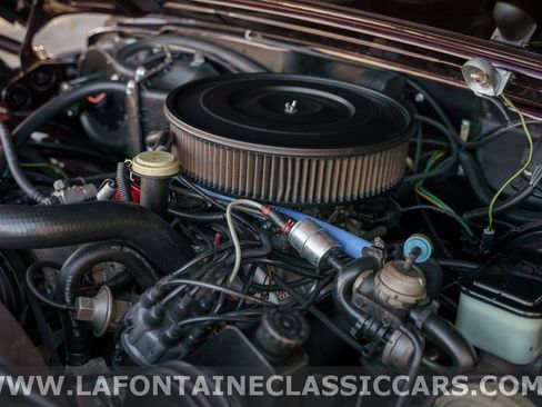 Used 1991 Jeep Grand Wagoneer image 3