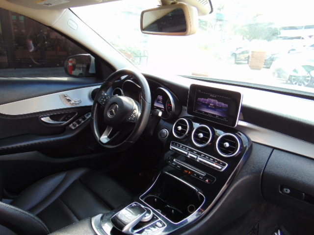 Used 2015 Mercedes-Benz C 300 4MATIC Sedan image 26