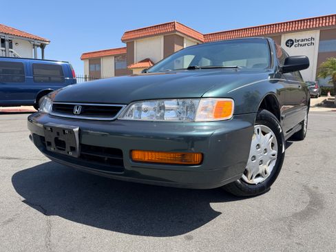 Used 1996 Honda Accord DX image 6