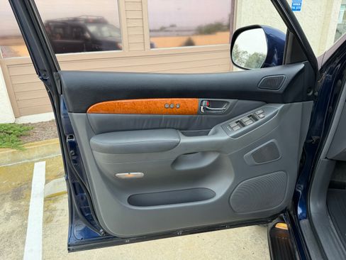 Used 2006 Lexus GX 470 image 17