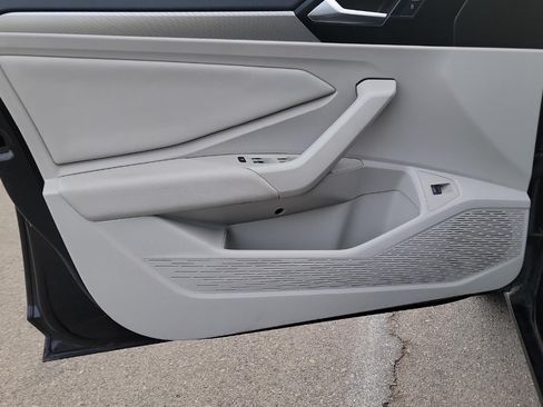 Used 2019 Volkswagen Jetta S image 14