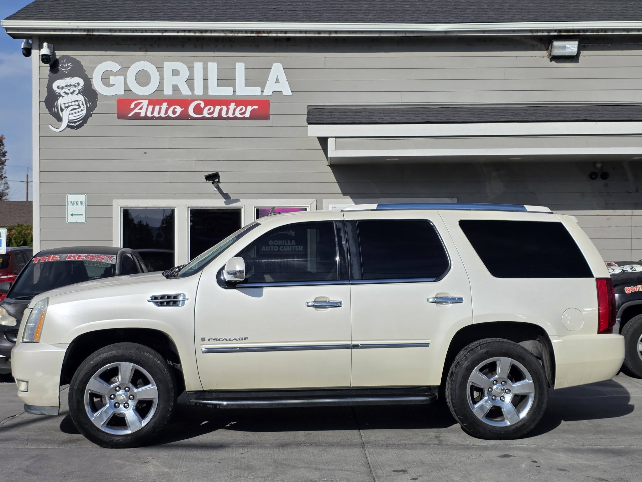 Used 2007 Cadillac Escalade AWD image 4