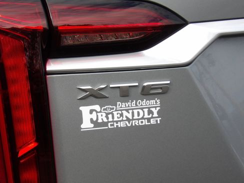 Used 2025 Cadillac XT6 Premium Luxury image 16