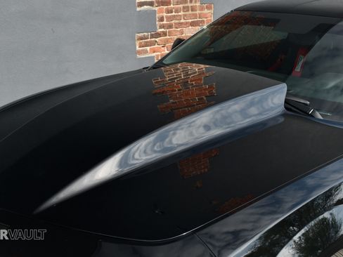 Used 2010 Chevrolet Camaro SS image 12