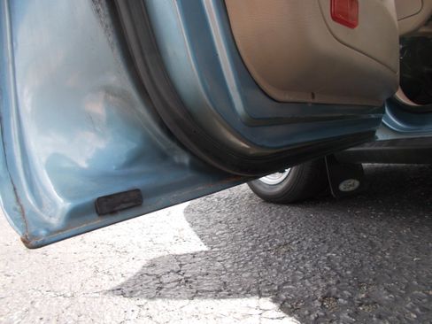 Used 2006 Ford Taurus SE FWD image 15
