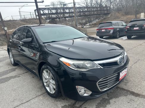 Used 2013 Toyota Avalon XLE Premium image 7