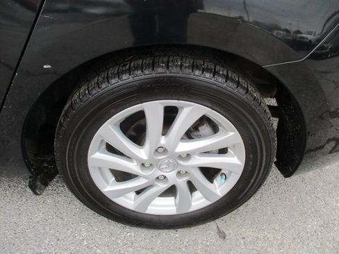 Used 2012 MAZDA MAZDA3 i Grand Touring image 12