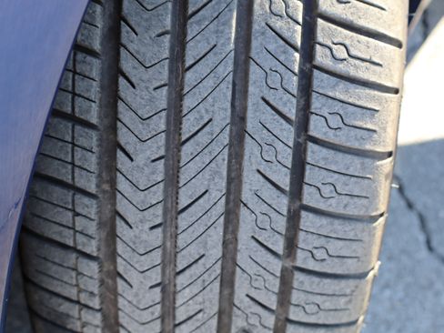 Used 2018 Tesla Model S 100D image 43