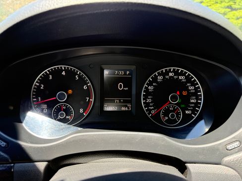 Used 2014 Volkswagen Jetta GLI Sedan FWD image 14