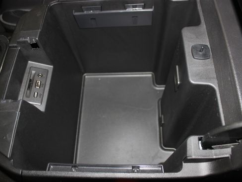 Used 2023 Chevrolet Silverado 3500 High Country image 47