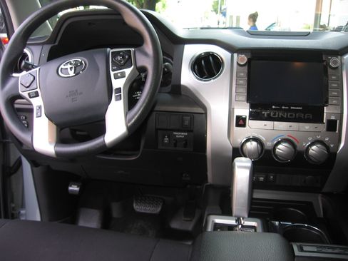 Used 2020 Toyota Tundra SR5 image 8
