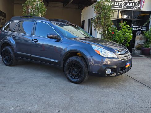 Used 2014 Subaru Outback 2.5i Premium image 5