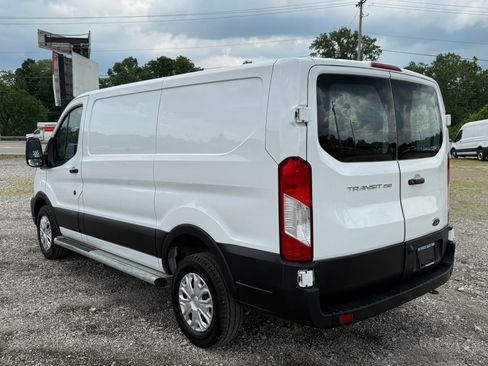 Used 2024 Ford Transit 250 Low Roof RWD image 5