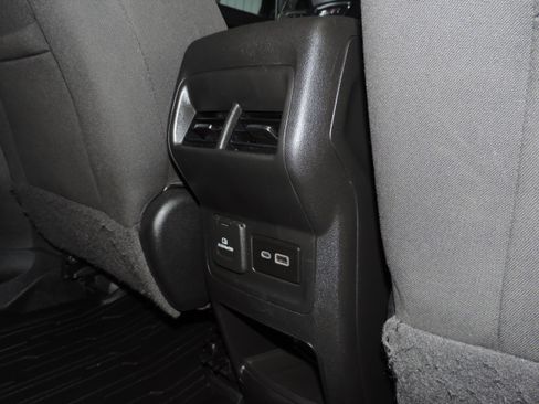 Used 2020 GMC Acadia AWD AT4 image 28