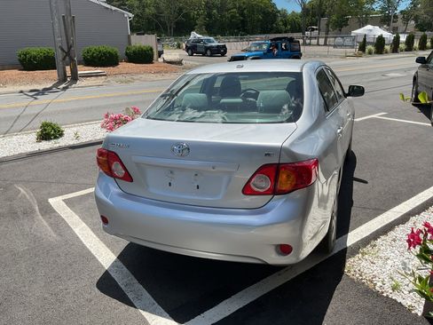 Used 2009 Toyota Corolla LE FWD image 6