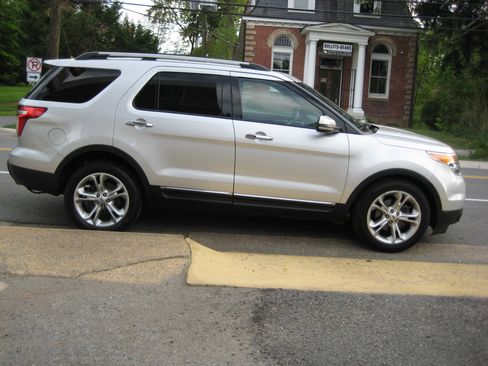 Used 2013 Ford Explorer 4WD Limited image 7