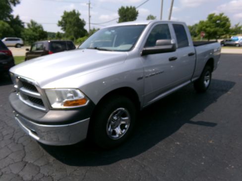 Used 2011 RAM 1500 4x4 Quad Cab image 1