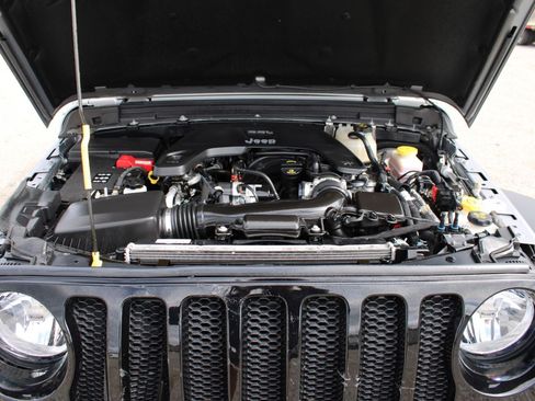 Used 2021 Jeep Wrangler Unlimited Willys image 13