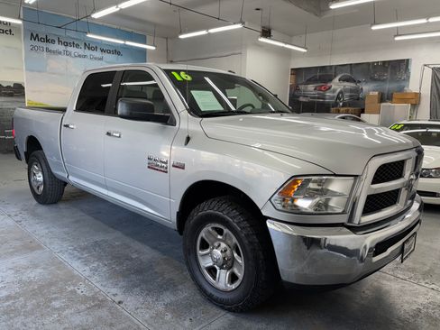 Used 2016 RAM 2500 SLT image 1