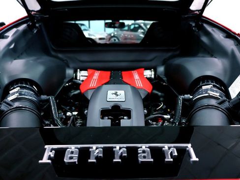 Used 2018 Ferrari 488 GTB image 36