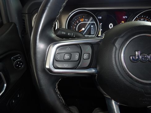 Used 2021 Jeep Wrangler 4WD Unlimited Sahara image 28