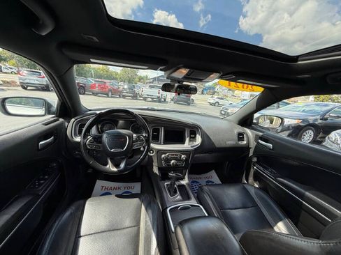 Used 2021 Dodge Charger SXT image 13