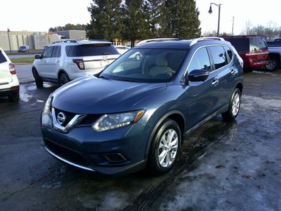 Used 2015 Nissan Rogue SV