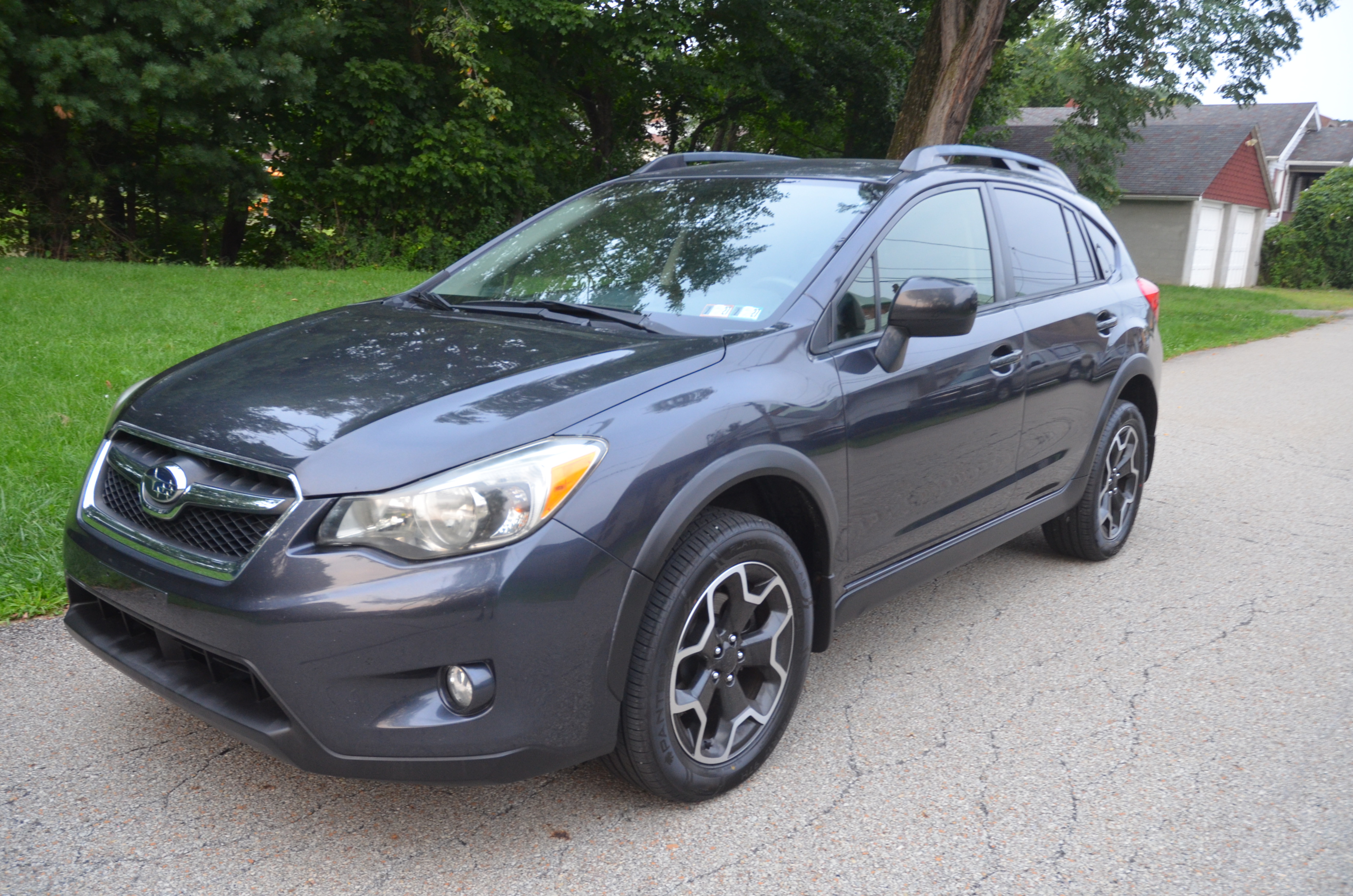 Used 2014 Subaru XV Crosstrek 2.0i Limited AWD/4WD image 2