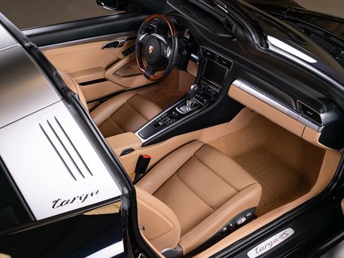 Used 2015 Porsche 911 Targa 4S image 74