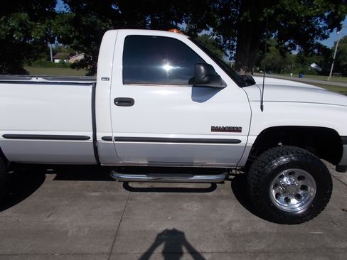 Used 1998 Dodge Ram 2500 Truck AWD/4WD image 12