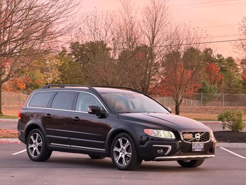 Used 2015 Volvo XC70 T6 Platinum image 72