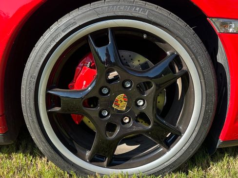 Used 2006 Porsche 911 Carrera 4S image 25