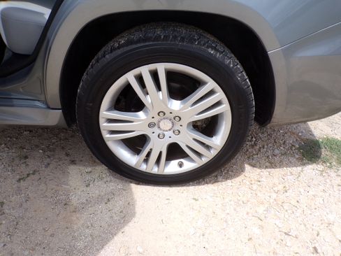 Used 2014 Mercedes-Benz GLK 350 image 9