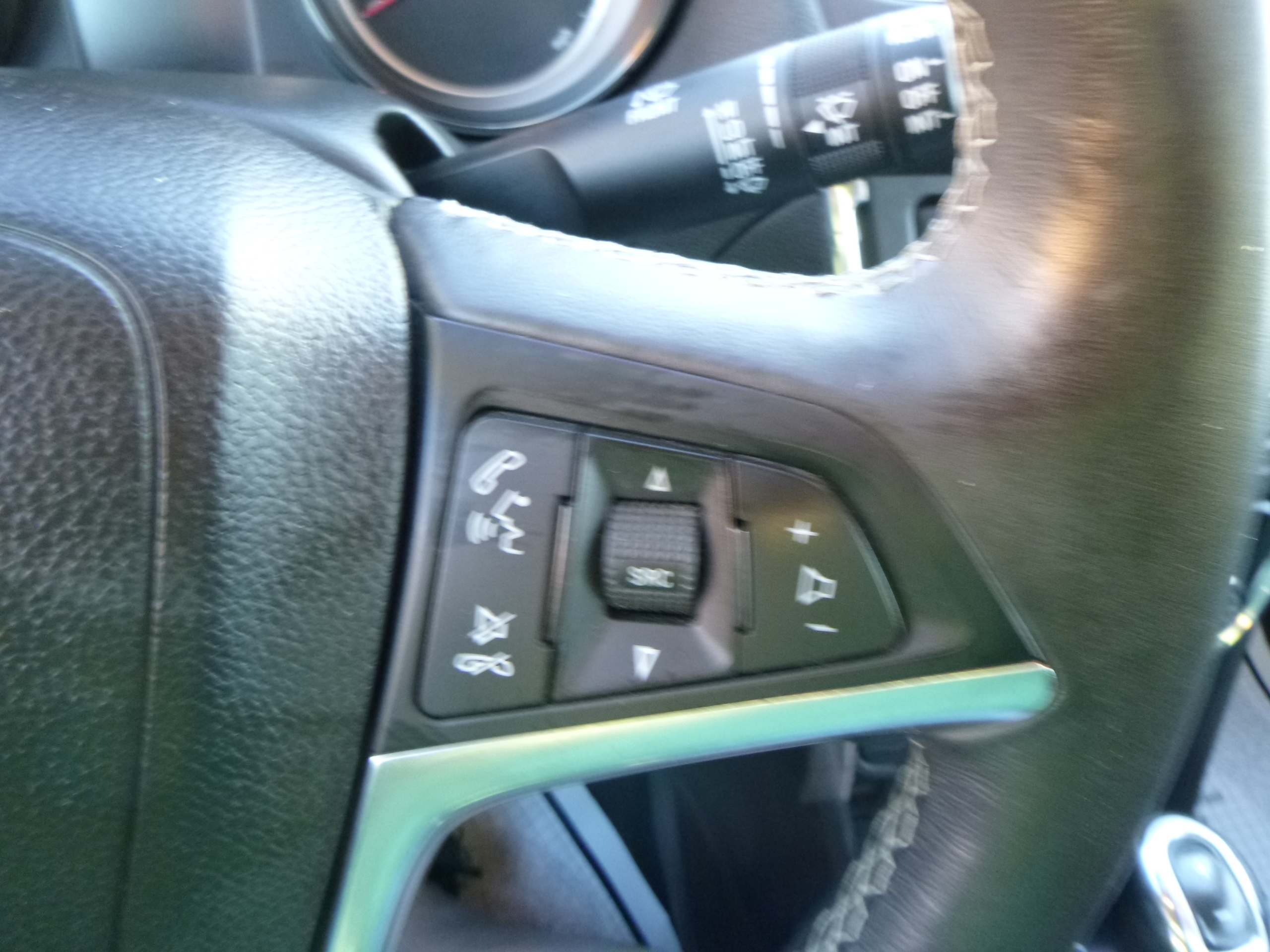 Used 2014 Buick Encore Convenience AWD/4WD image 20