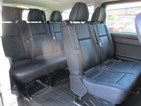 Used 2019 Mercedes-Benz Metris Passenger image 6