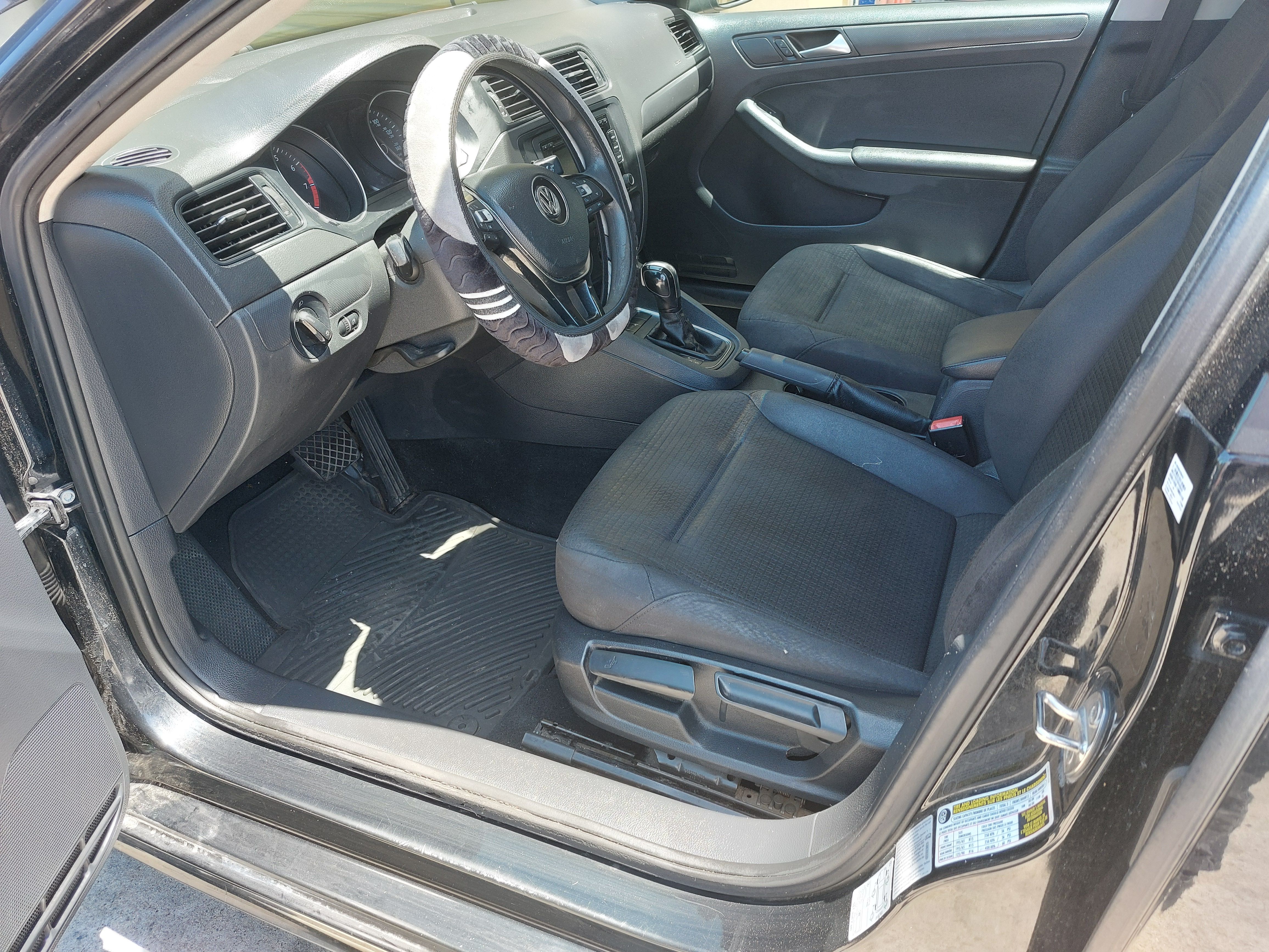 Used 2015 Volkswagen Jetta S Sedan FWD image 12