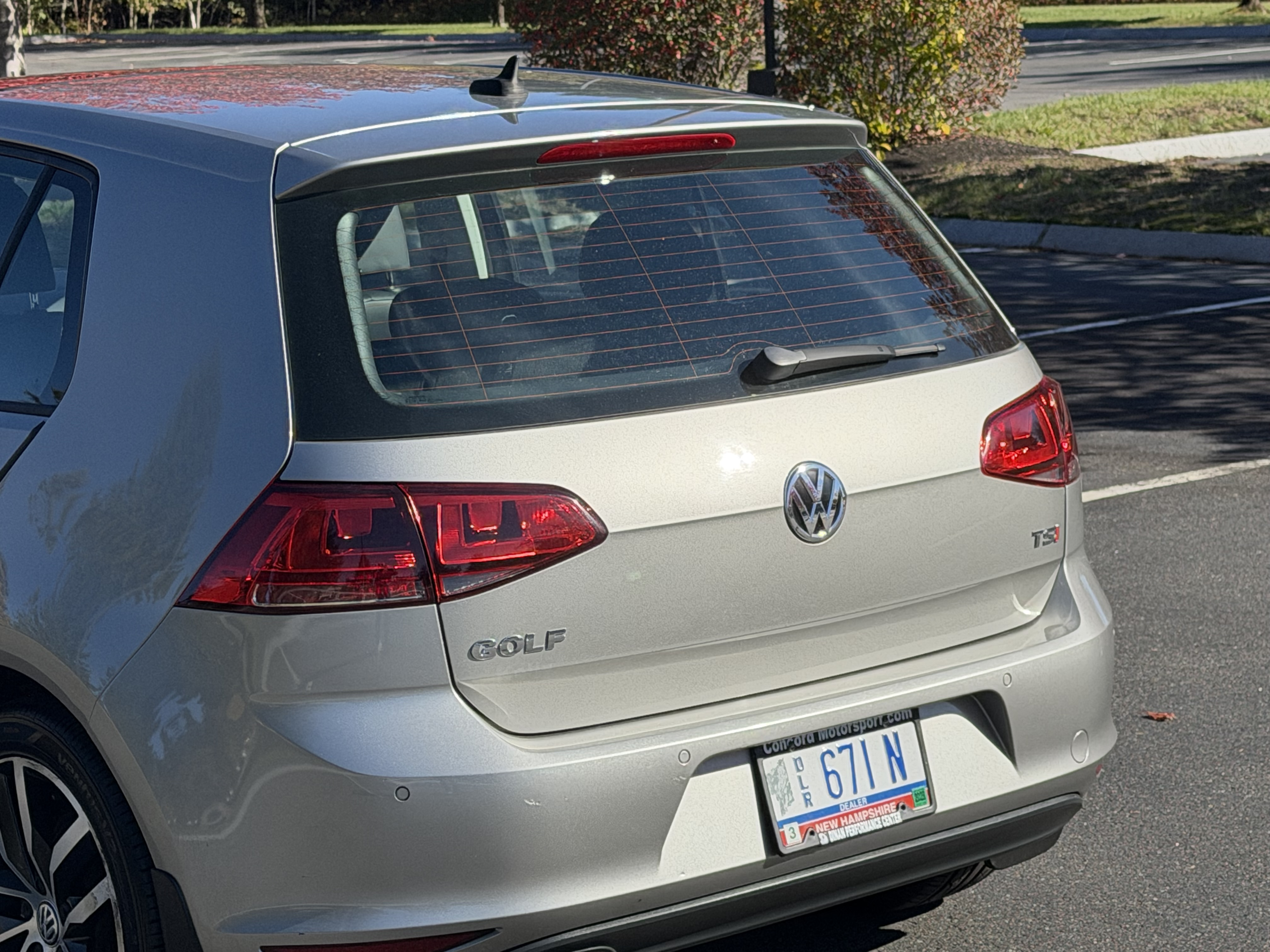 Used 2016 Volkswagen Golf SE FWD image 79