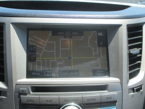Used 2013 Subaru Outback 2.5i Limited AWD/4WD image 5