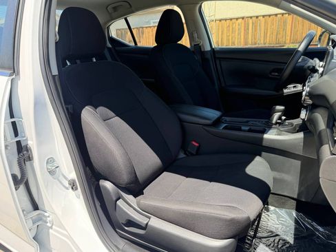 Used 2024 Nissan Sentra S FWD image 20