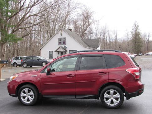 Used 2014 Subaru Forester 2.5i Premium image 4